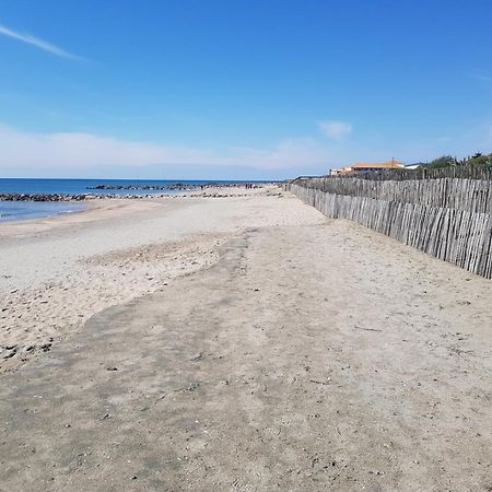 Tahiti Beach, T2 A La Mer, Piscine, Terrasse Et Parking Frontignan Exteriör bild